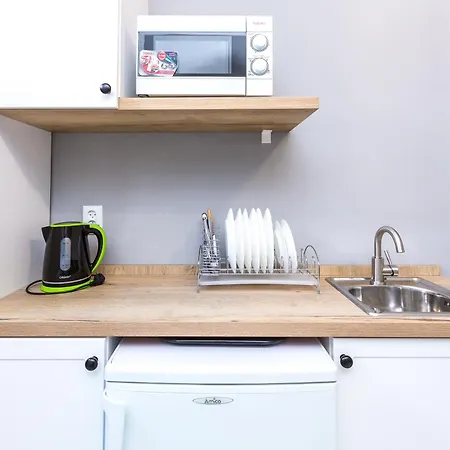 1 кімнатна на городоцькій 143 біля жд-вокзалу Appartamento